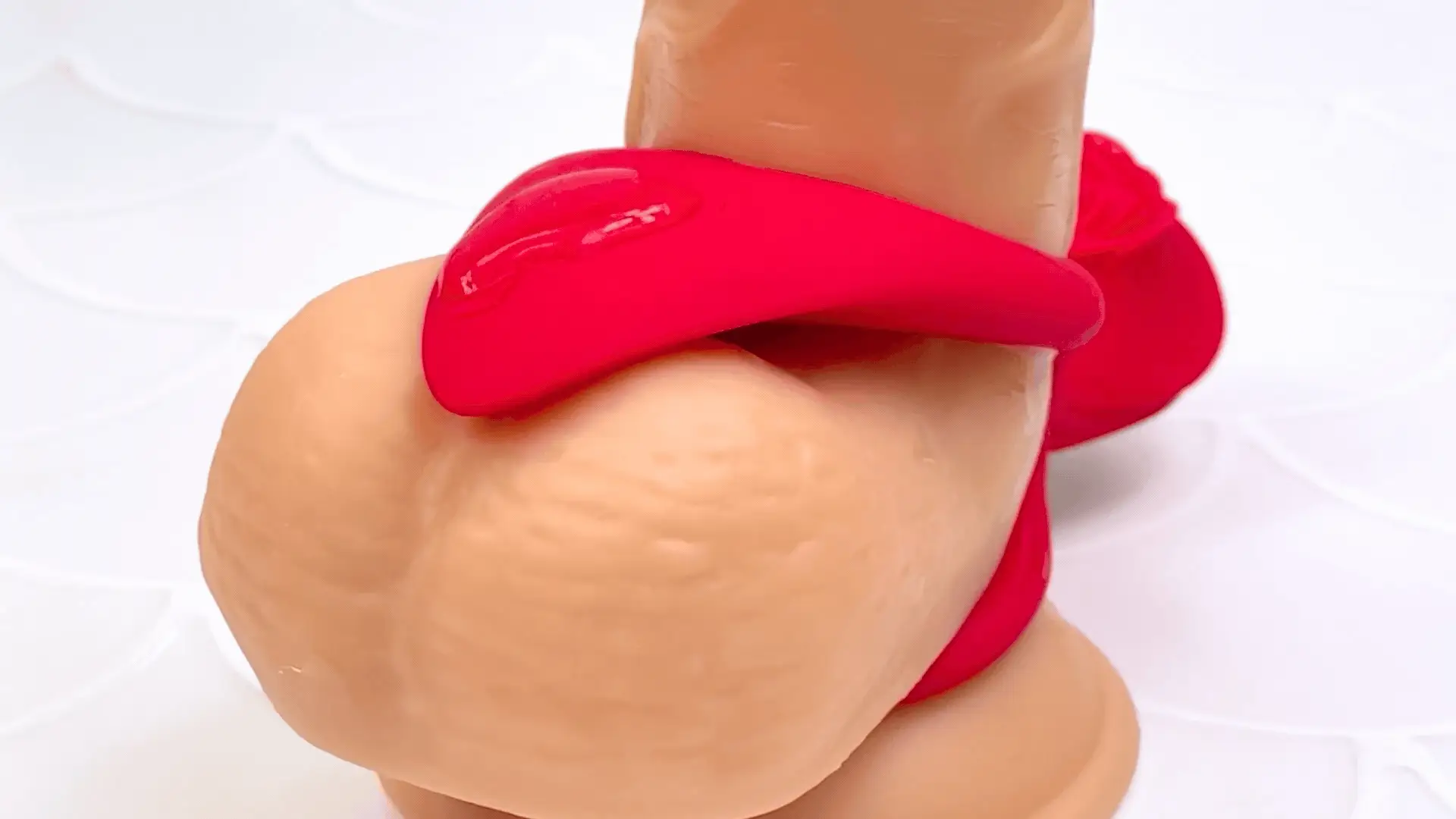 Lover's Rose Dual Cock-ring - Strong Vibrations in 2 Motors!