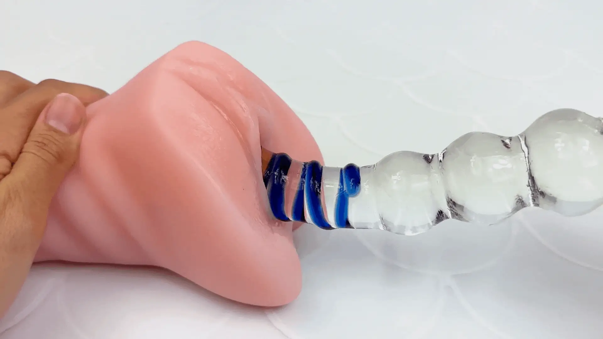 Jade Glass Gem - TooTimid.com 上排名第一的玻璃假阳具！