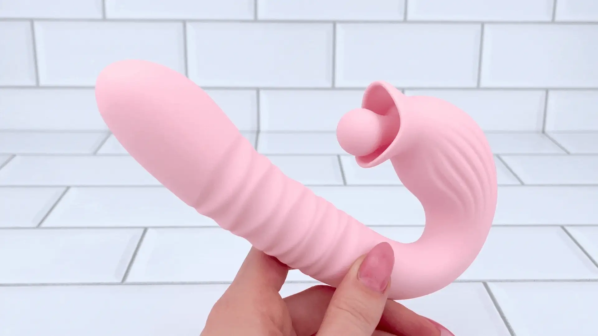 Elysium Pearl - Fingering Thruster and Clit Orbiter