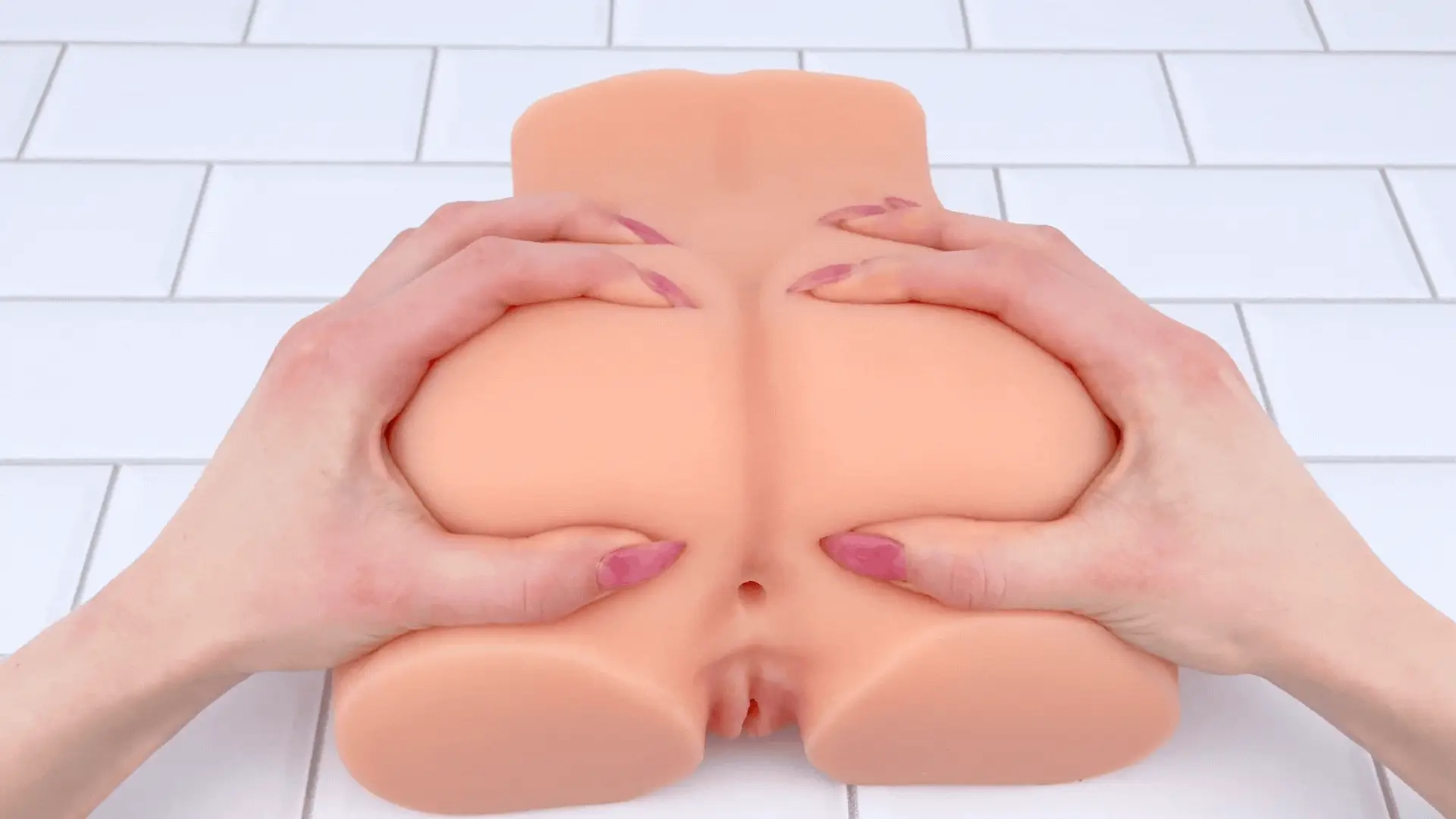 Curvy Butt and Vagina Masturbator - Beginner Real-Feel TPE Doll