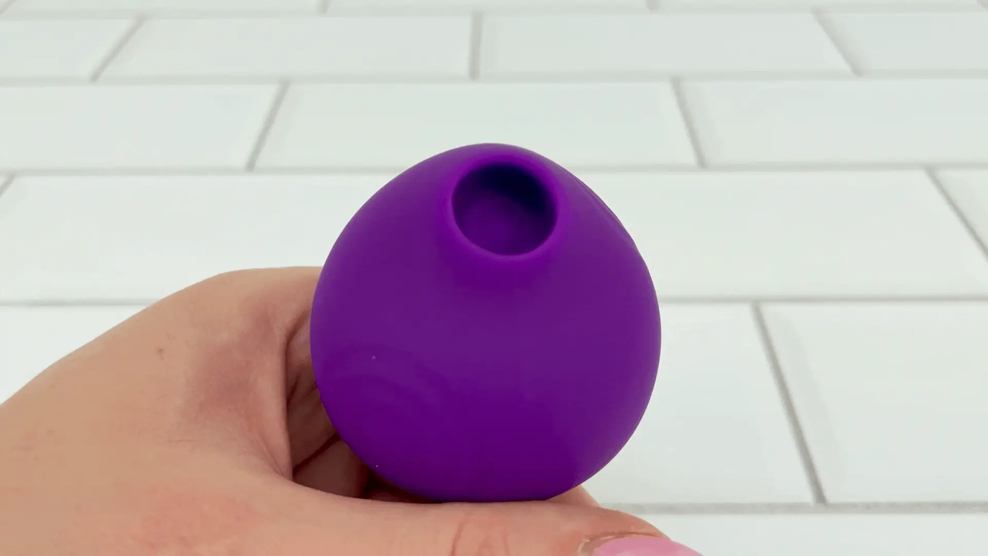 KISS Mini Air Pulse Clit Kissing Vibrator with Suction Levels