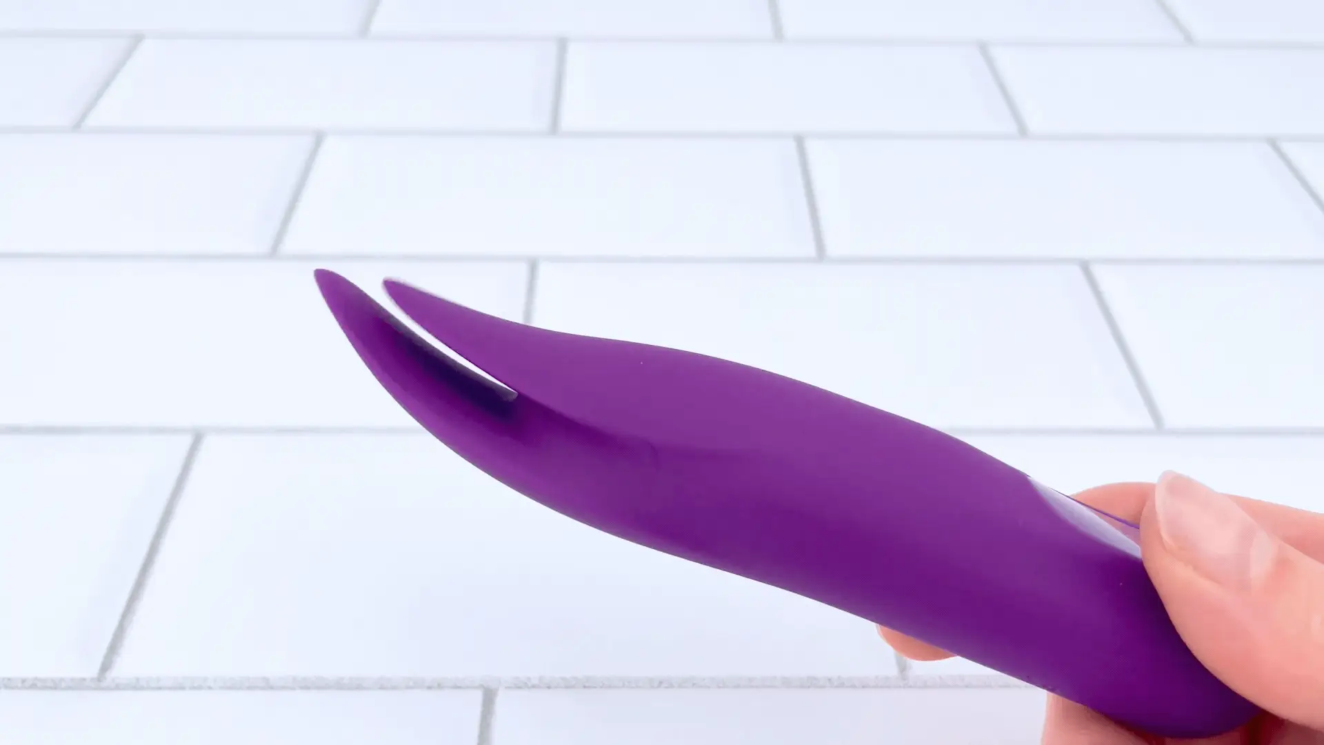 Double Tongue Vibrator - Fluttering Clit Teaser with 10 Modes