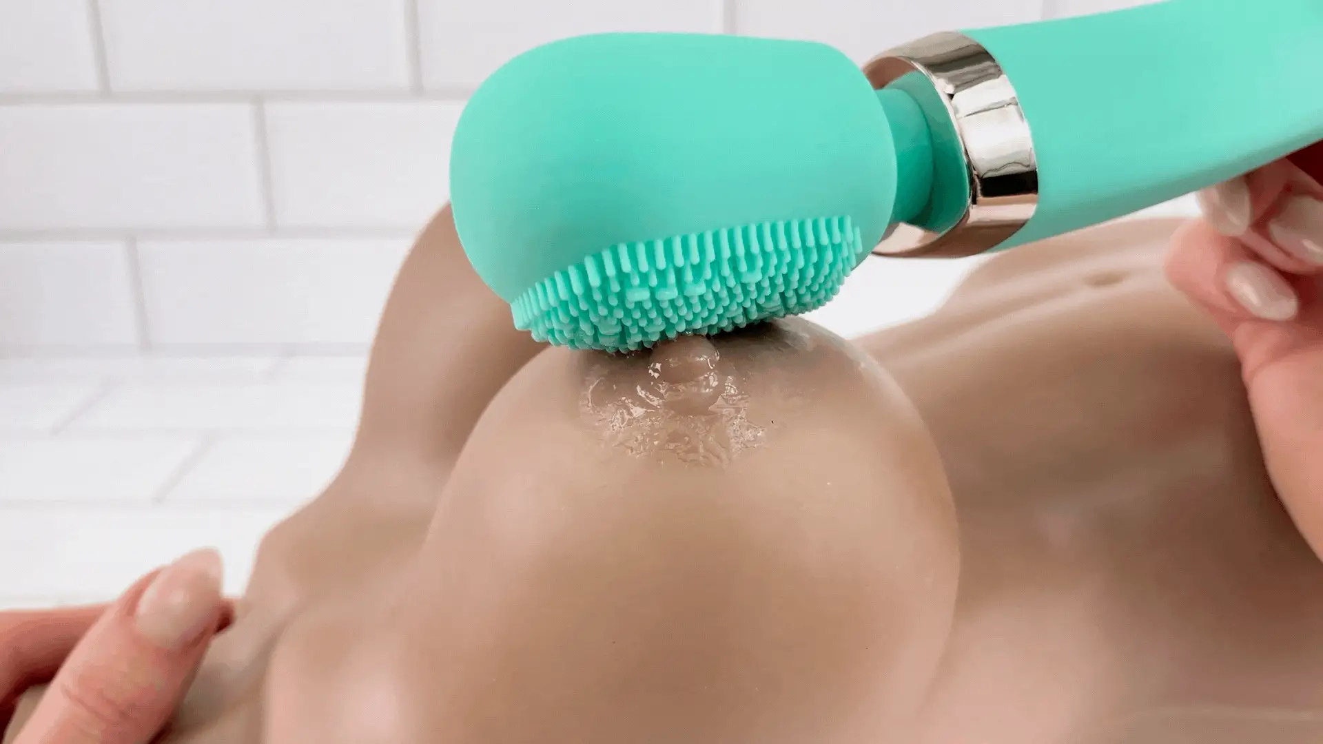 STRONG Cordless Body Massage Wand with 8 Speeds and 20 Patterns