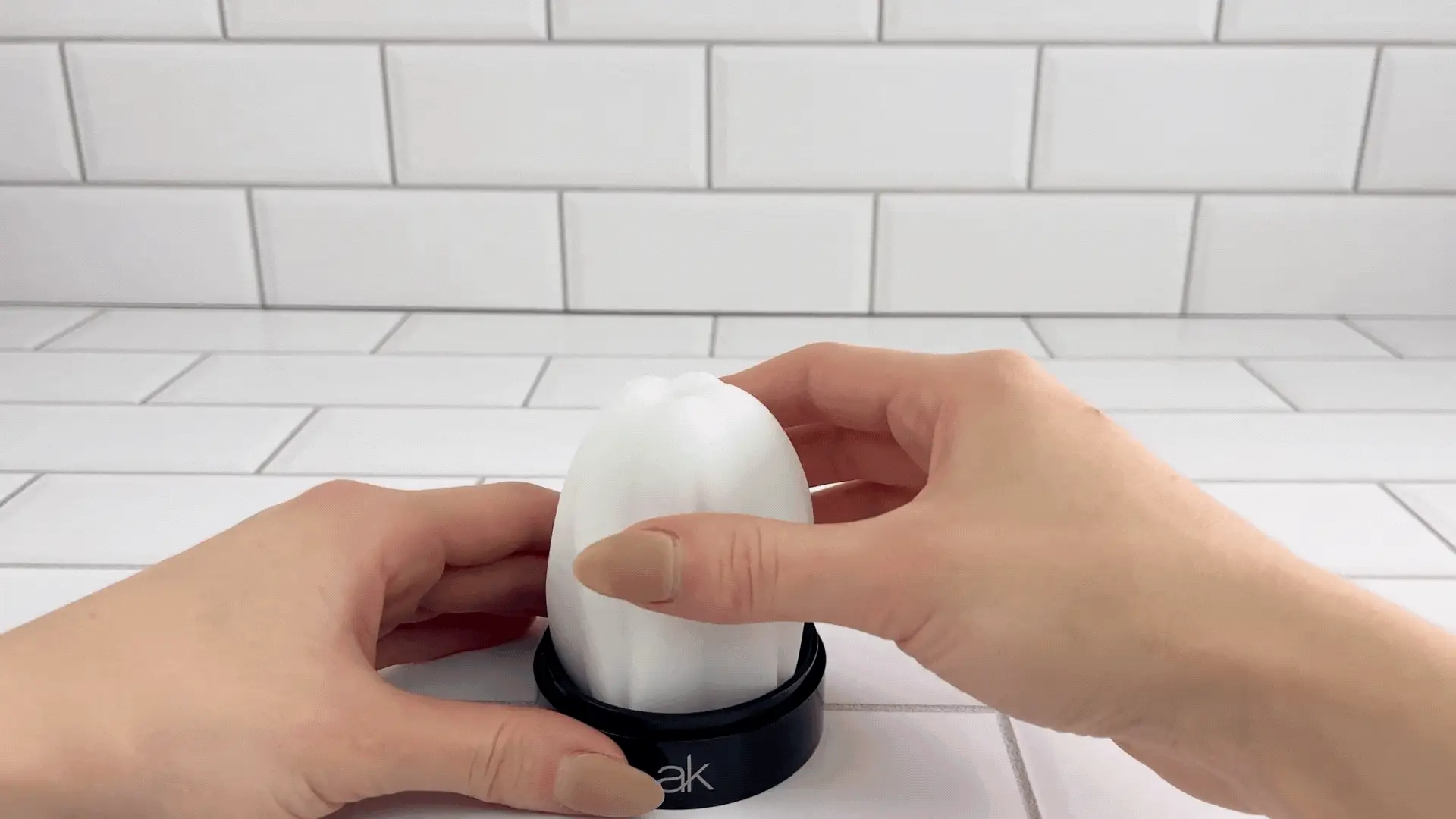 Cherry Blossom Masturbator Egg With Storage Case And Pleasure Nubs