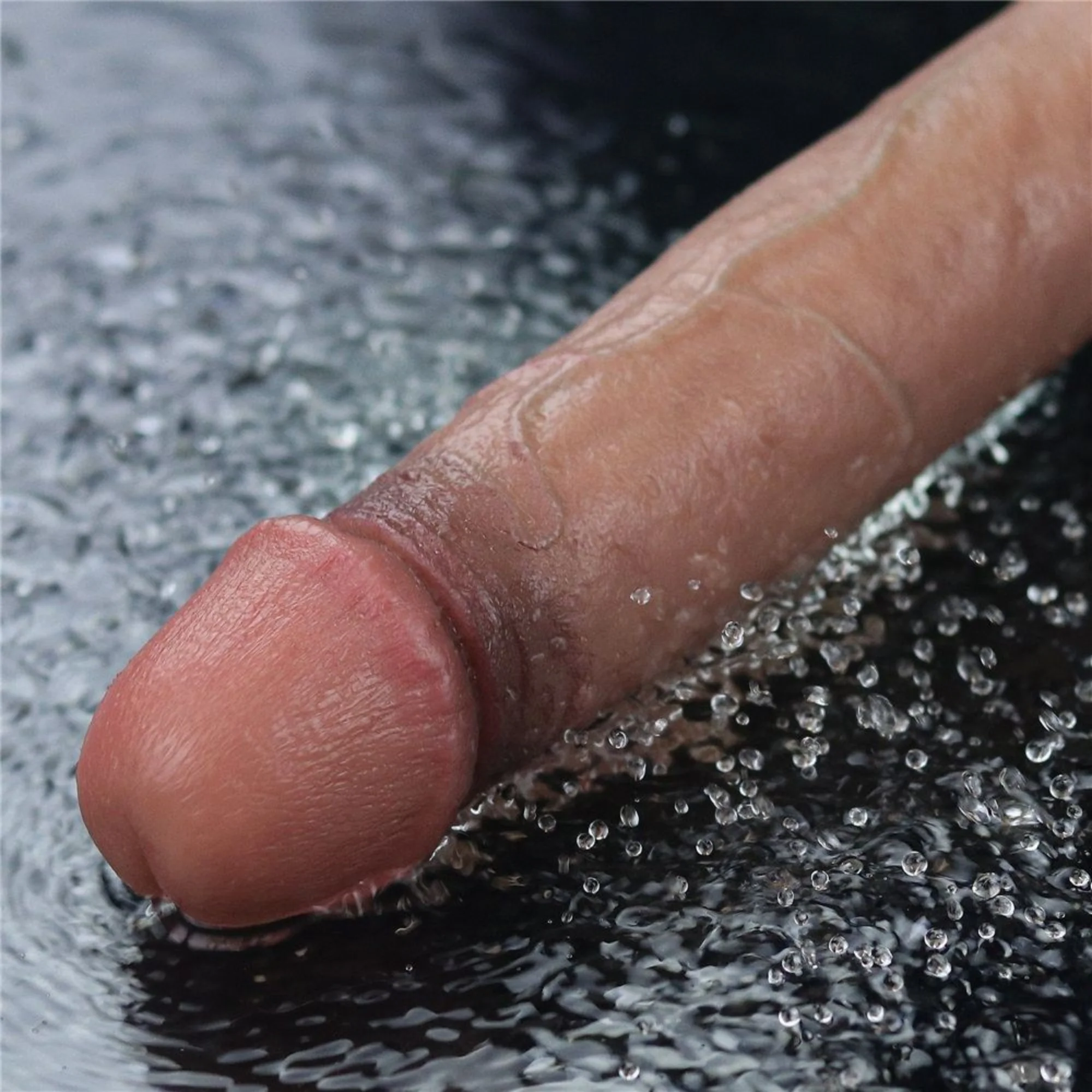 9" Real-Feel Dildo Vibrator - 100% Waterproof for Wet & Wild Play!