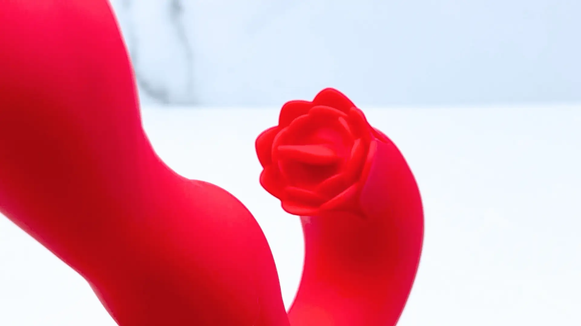 Twirling Tongue Tease - Silicone Rotating G-Spot Vibe & Clit Licking Rose