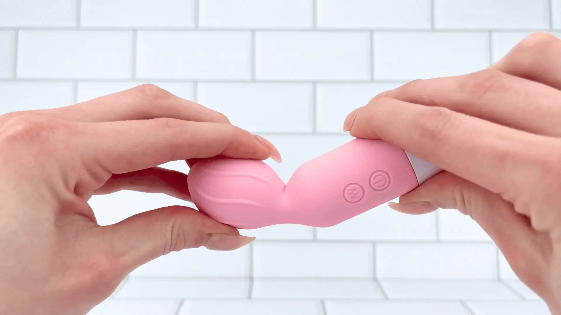 USB 微型阴蒂按摩棒振动器 - 性爱中更轻松、更强烈、更快速地获得阴蒂高潮！