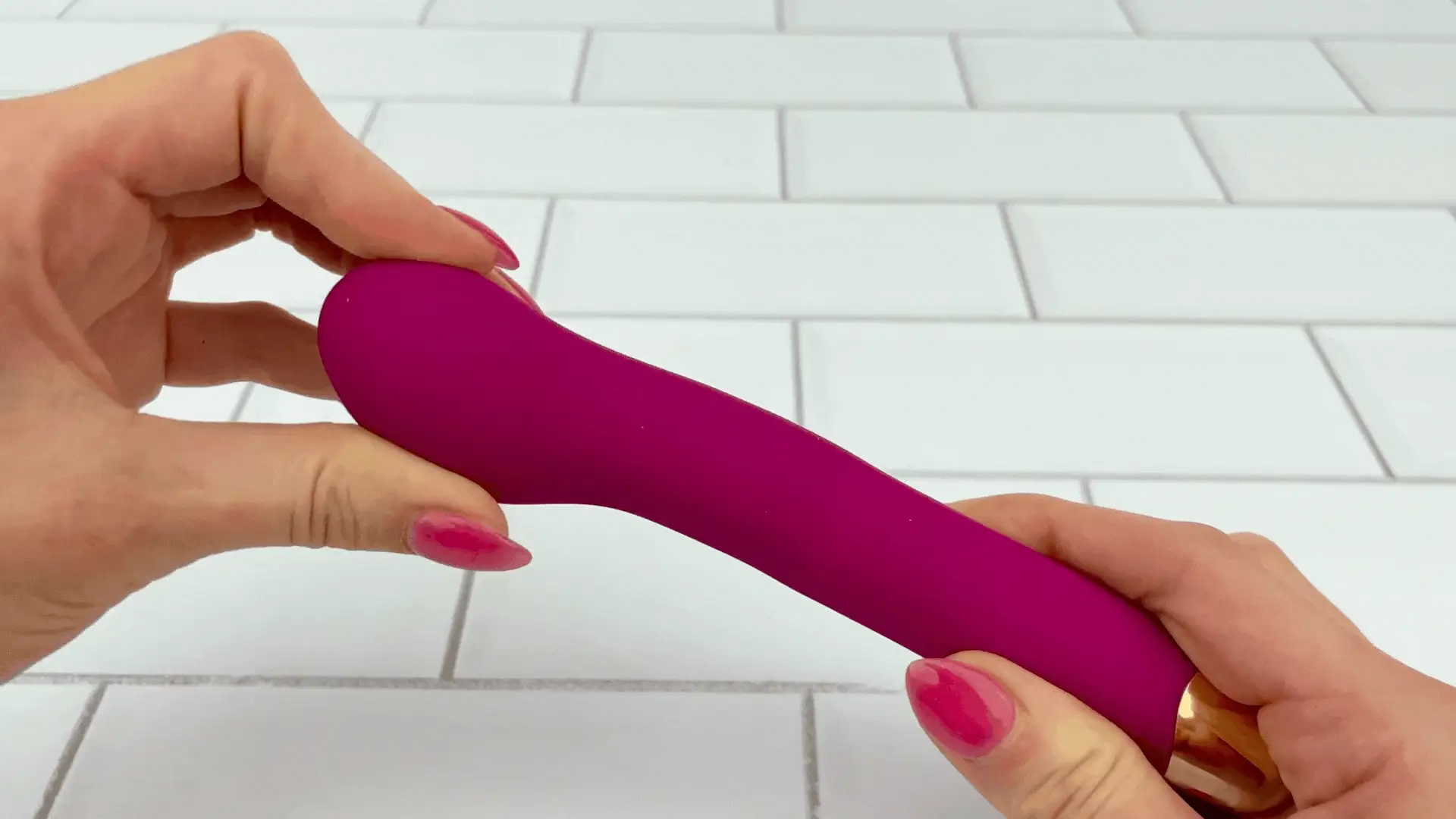Krivka Silicone Power G-Spot Massager with Bulbed Tip and 9 Frequencies